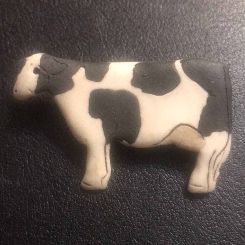 Vintage Jude Holdsworth signed Cow 🐄 Brooch